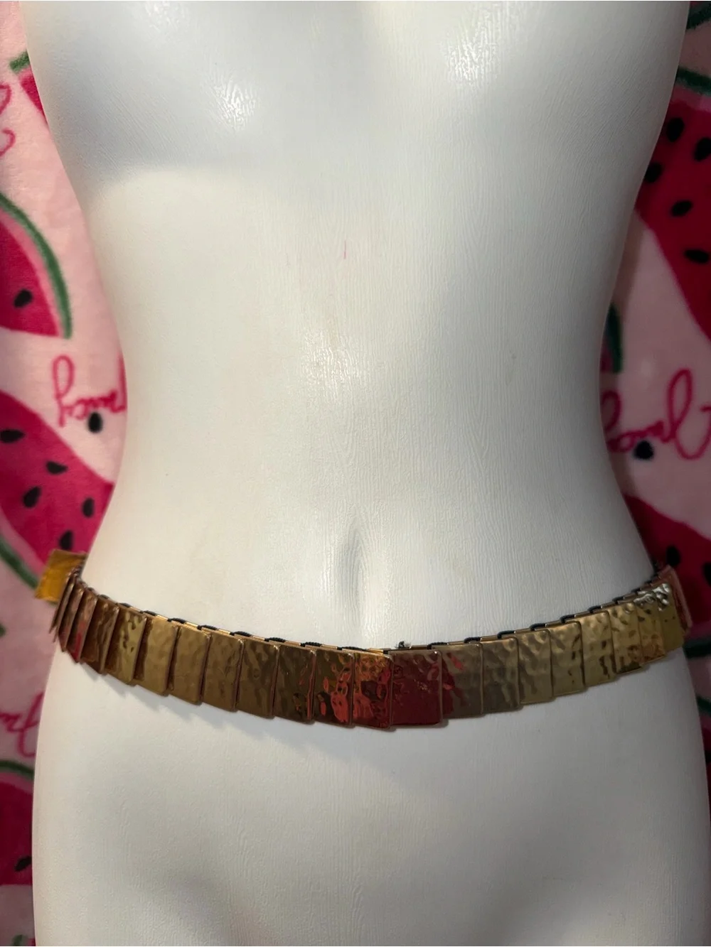 ✨ Metallic Hammered Tile Waist Belt